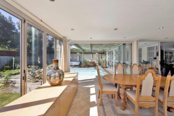 8 Bedroom Property for Sale in Rondebosch Western Cape